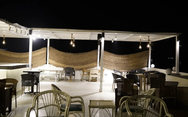 Pyramids Gardens Hotel