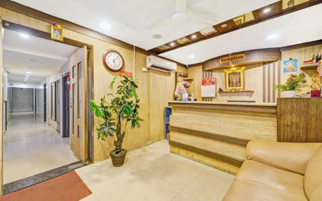 Oyo Flagship 702469 Prince Park 2