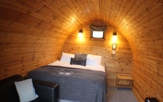 The Little Hide - Grown Up Glamping