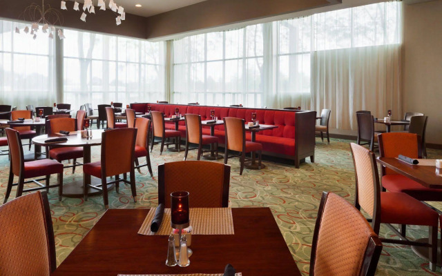 Delta Hotels by Marriott Toledo