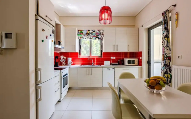 Kalamata s Spacious Getaway-taygetos Amazing View