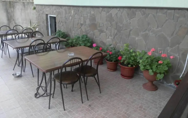 Guest house KARDEN