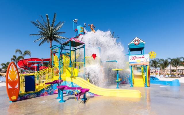 Reunion Raven by Vtrips