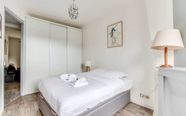 Clichy - Modern Flat Near Paris