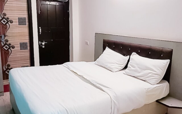 Roomshala 118 Hotel Acclaim 7 sky