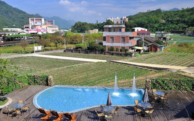 Chi Meng Rou Holiday Villa