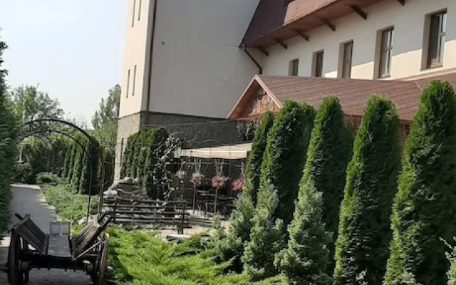 Stara Vezha Hotel