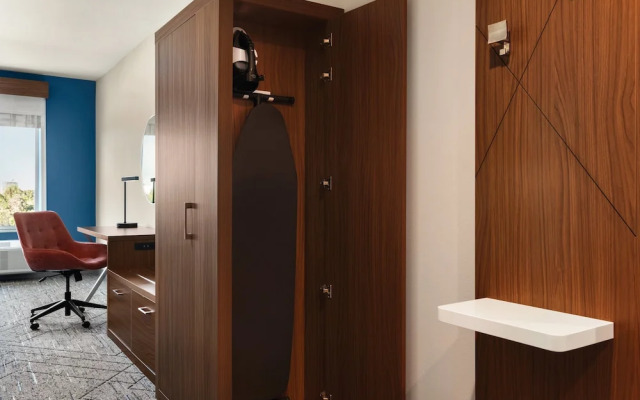 Holiday Inn Express Cape Canaveral by IHG