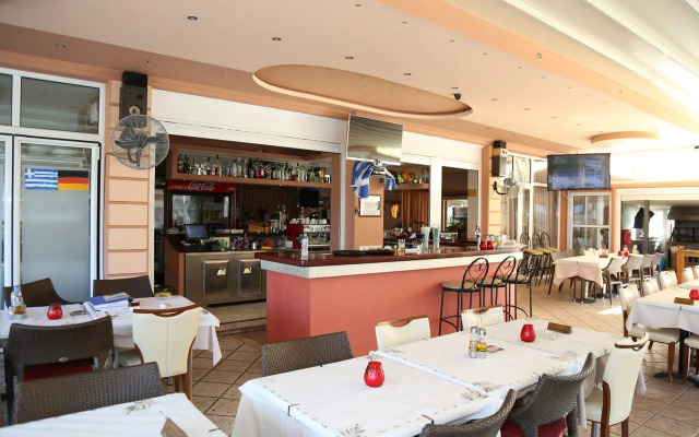 Hotel Dionysos Polichrono