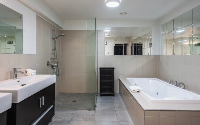 Manor Place Apartment