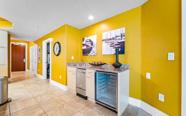 Crd0414 3 Bedroom Condo