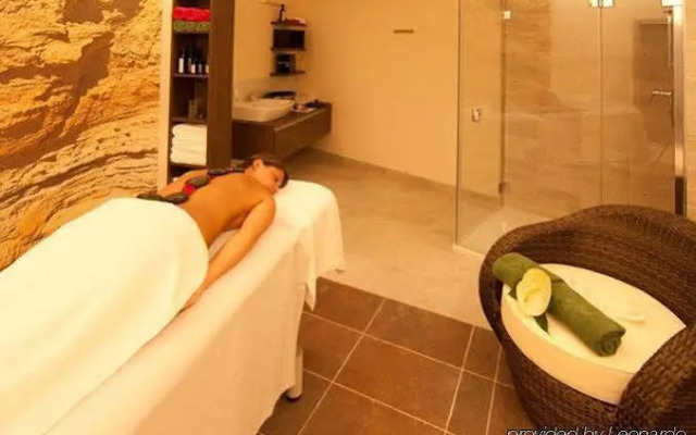 Relax and Regeneration Centre