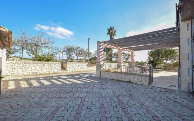 Beautiful Home in Scicli With 4 Bedrooms and Wifi