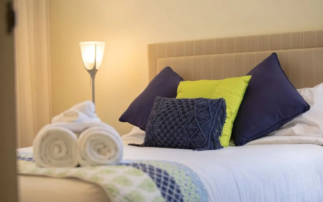 Unit 80 3 B/R Lux Ocean View