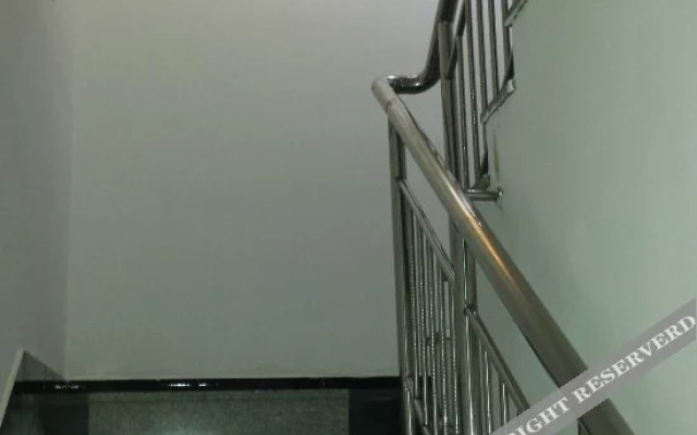 Dalian Yijia Express Hostel