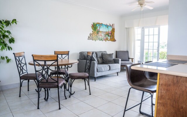 Luxury Apartments and Rooms The Lagoons