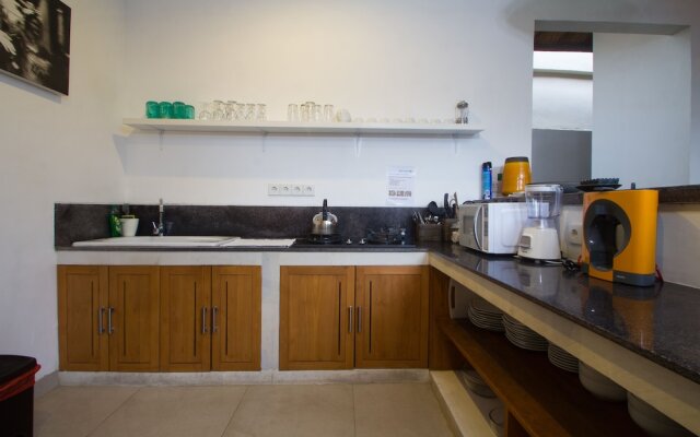 Echo Beach Villa & Apartment