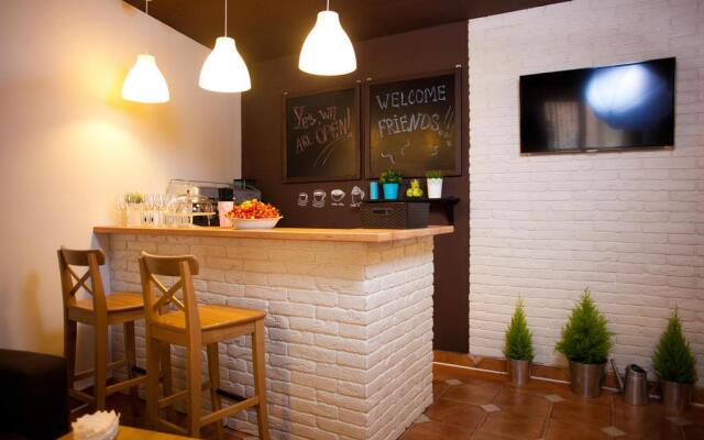 Yard Hostel & Coffee