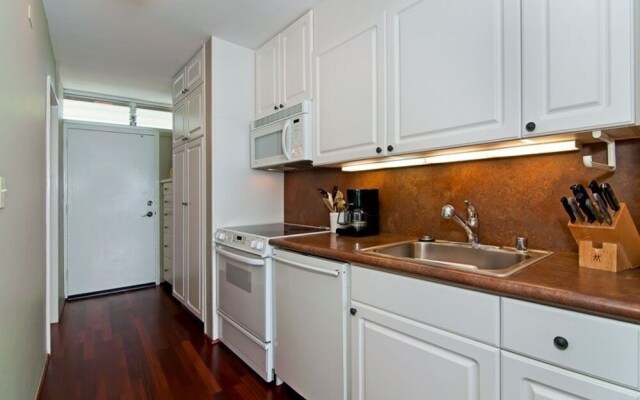 Sans Souci 1106 Studio Bedroom Condo