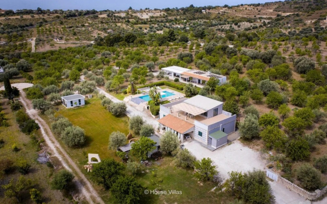 Harmonic Room in Avola