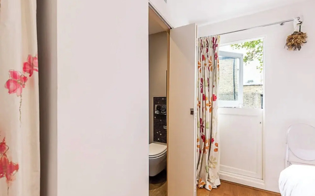 Parsons Green Modern One Bedroom Flat