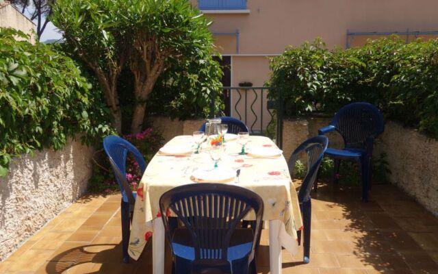 Apartment Le Lido Saint Cyr sur mer Les Lecques 39087