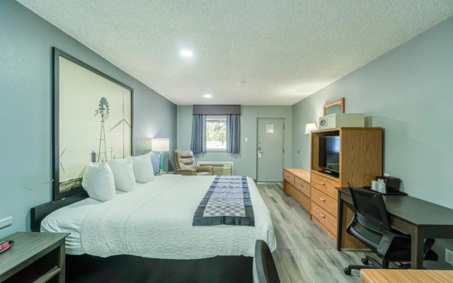 Purple Sage By OYO Snyder TX