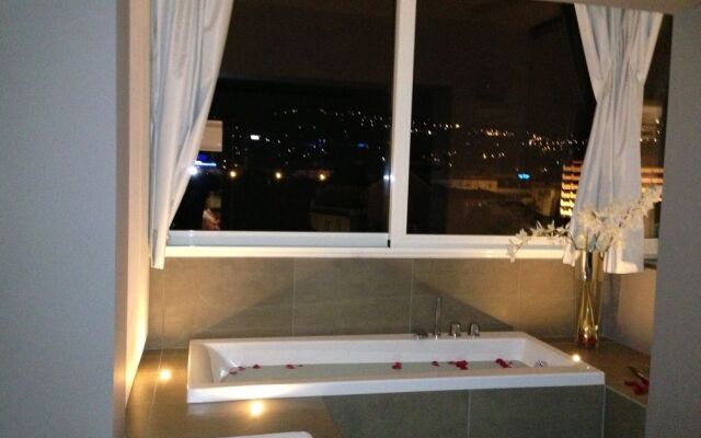 Cannes Luxury Apartment Croisette