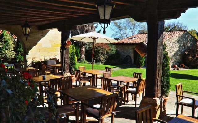 Palación de Toñanes