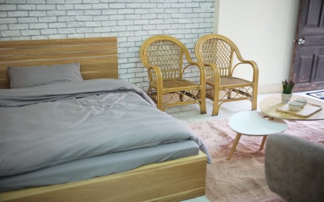 Peony House Trade Hotel II