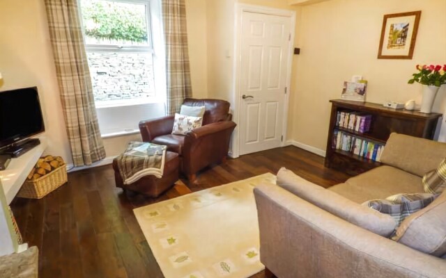 Coombes Hill Cottage