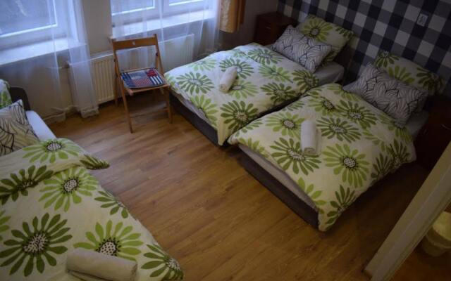 Hostel4u