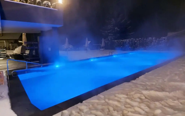 Molaris Lodge