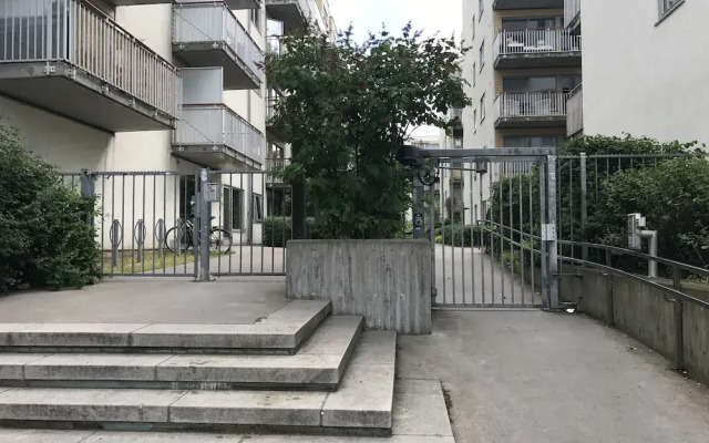Sentral 3 roms top leilighet med gratis parkering