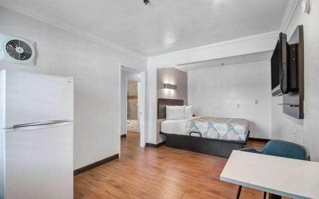 Motel 6 Ontario, CA - Convention Center - Airport