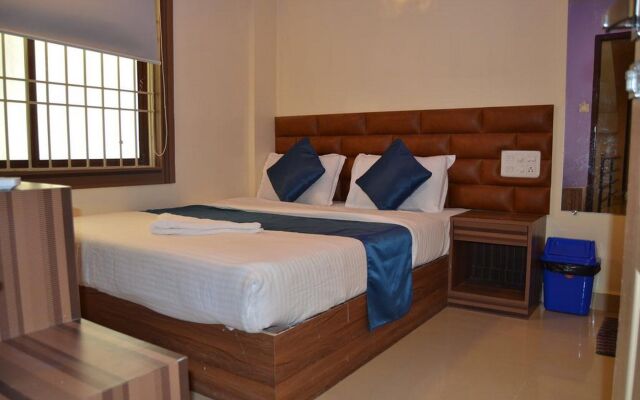 Fab Hotel Rithikha Inn