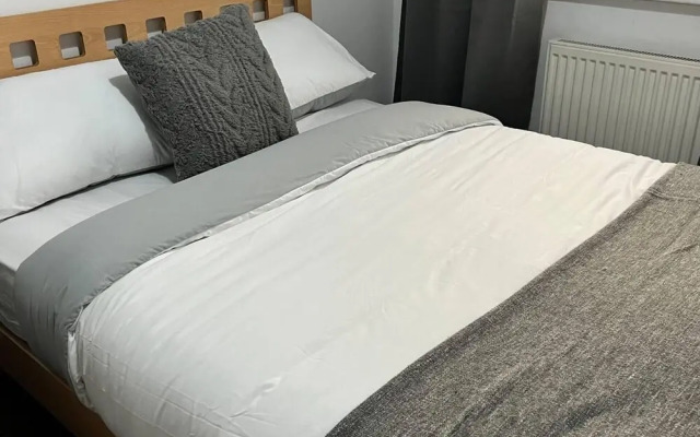 3bedroom- Near to Station-private Garden-wifi