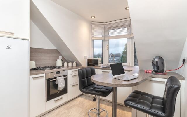 Highland Holburn Apartment