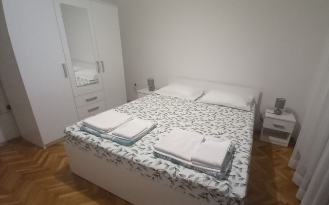 Apartments Vukelic