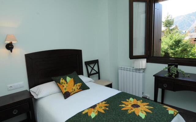 Casa Rural La Comella