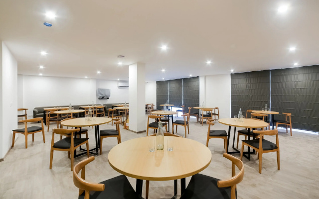Townhouse Artemis Hospital Near Unitech Cyber Park