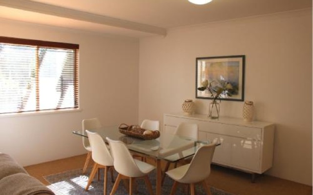Byron Bay Accom Unit 2 22 Paterson Street, Byron Bay - Solaris – Guest Rooms – Byron Bay