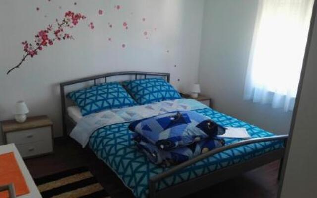 Tomek Apartment