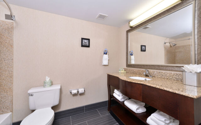 Holiday Inn New London - Mystic Area by IHG