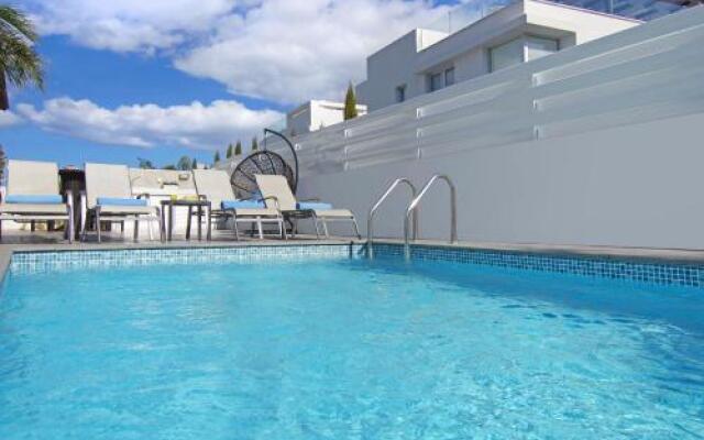 Holiday home 4 bedrooms 3 bathrooms - Paralimni