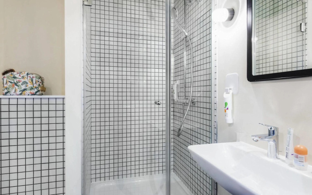 ibis Styles Lyon Meyzieu Arena Stadium