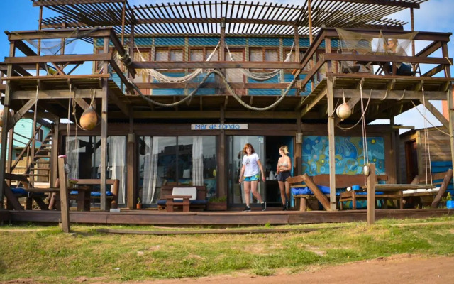 Mar de Fondo Hostel
