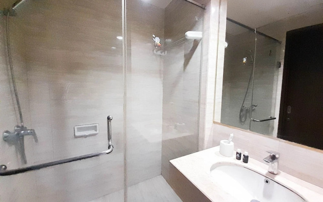Comfortable And Homey 1Br At Uttara The Icon Apartment