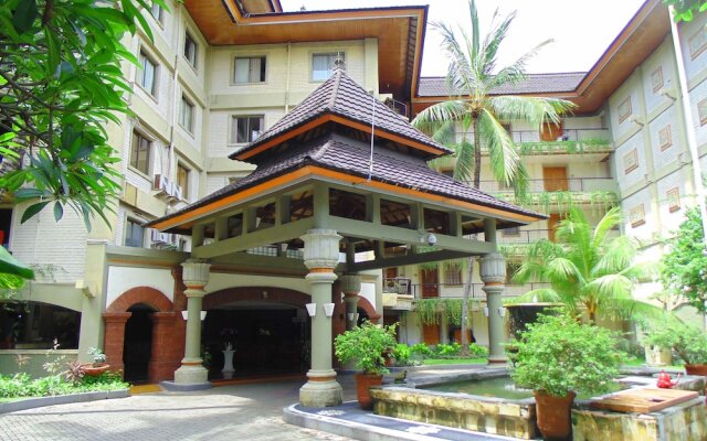 Club Bali Family Suites @Legian Beach
