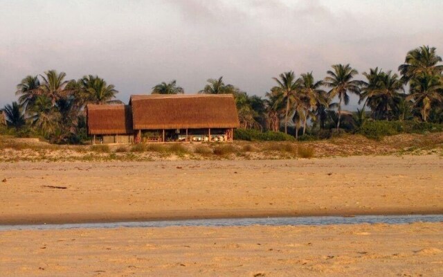 Morrumbene Beach Resort